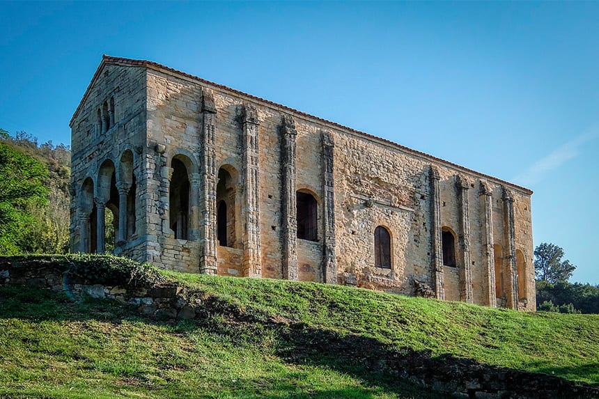 Turismo españa oviedo prerromanico